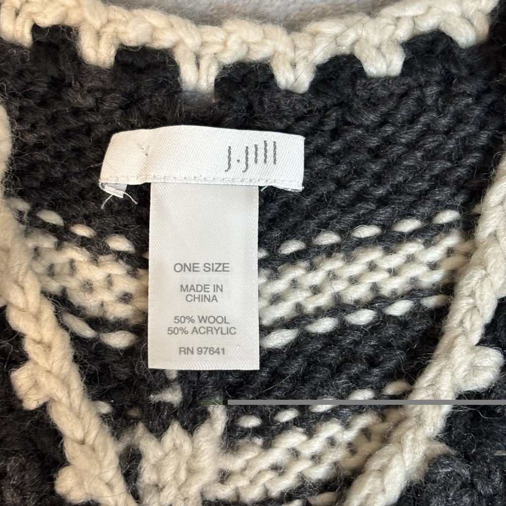 J.Jill Black White Chevron Tassel Closure Crochet Cape Poncho Women's OS Nordic - Picture 5 of 8